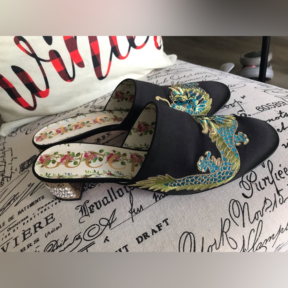 Limited edition Gucci Dragon Diamond mules